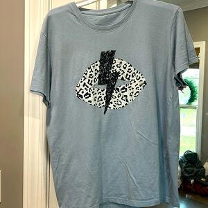 Graphic tee